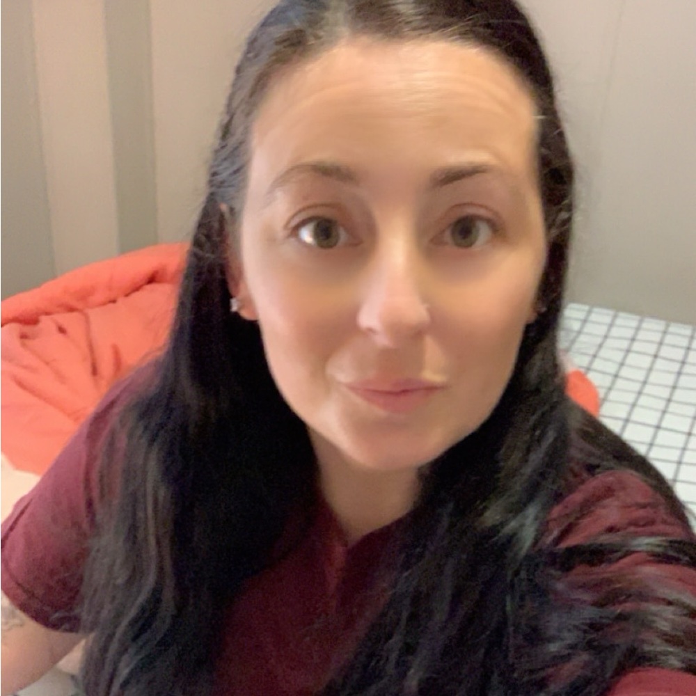 Meet your Posher, Amy